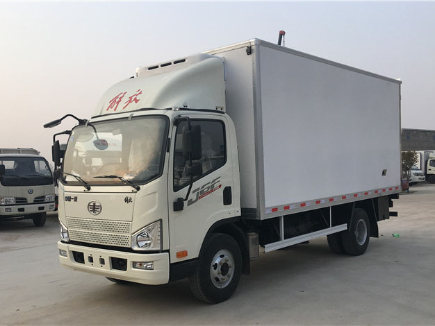 解放虎VJ6F 5.2米冷藏車